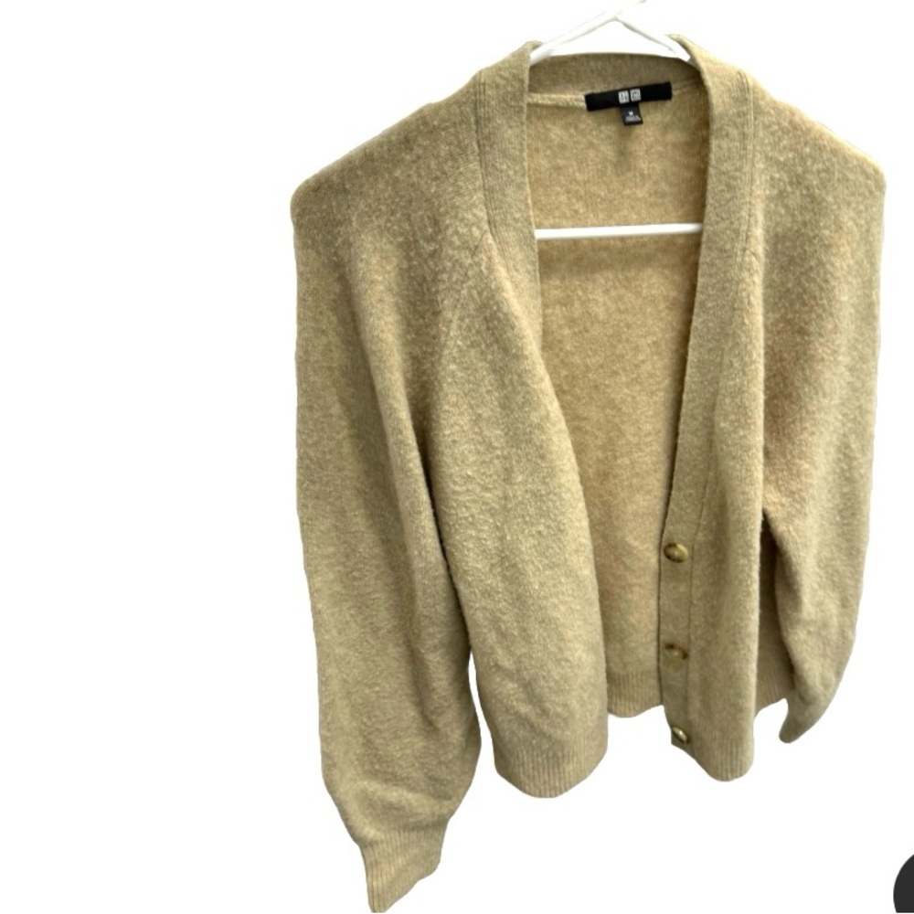 Uniqlo tan cardigan wool blend sweater medium